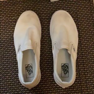 size 10 slip on vans